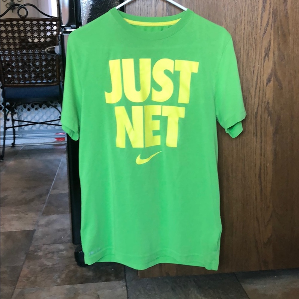Nike t shirt